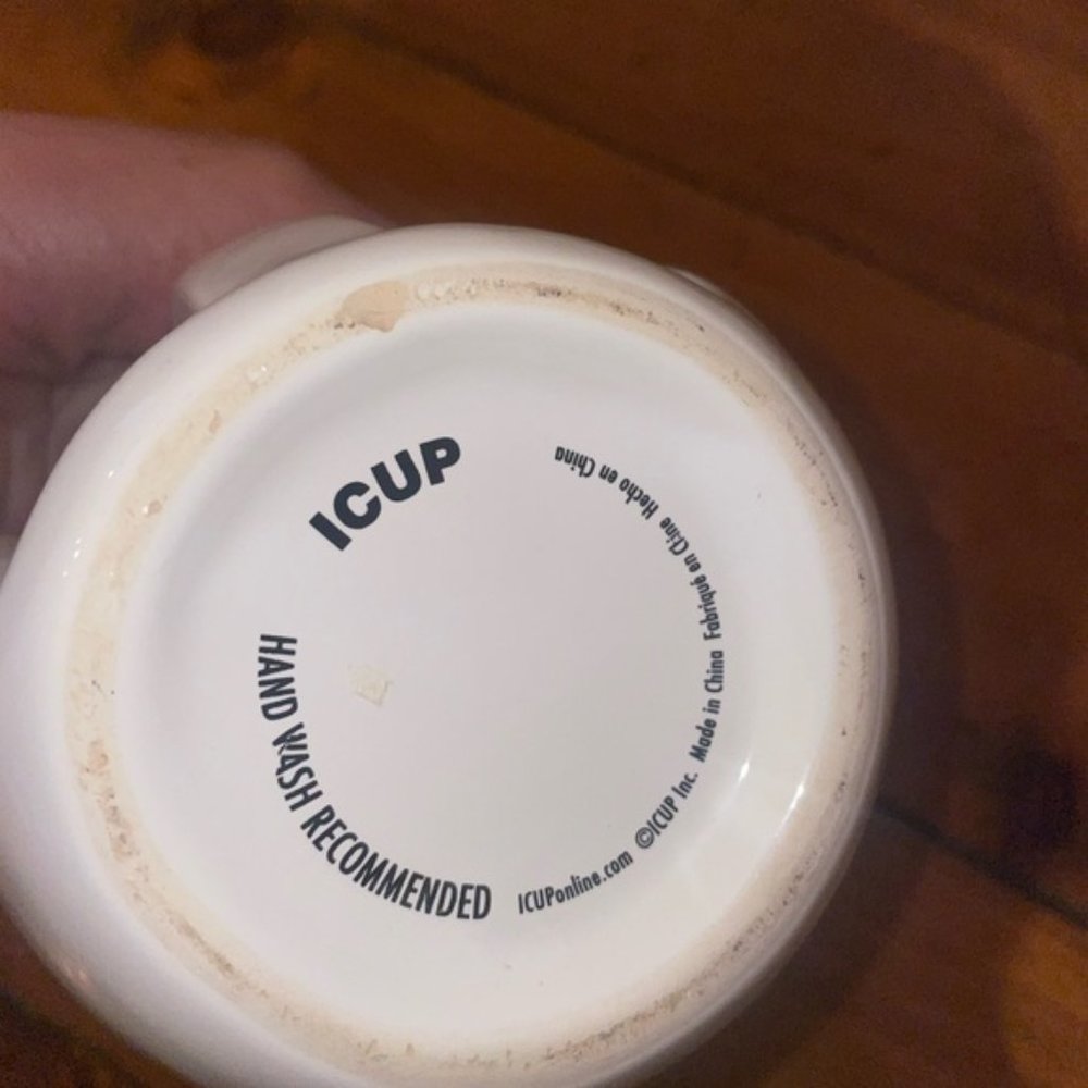 Central Perk Friends 18oz Mug - Picture 6 of 8